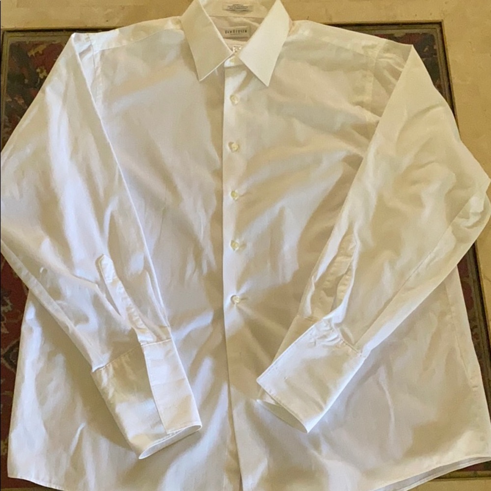 Van Heusen White Button Down XL